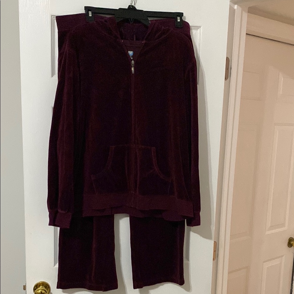 Plush Burgundy 2pc Sweatsuit
